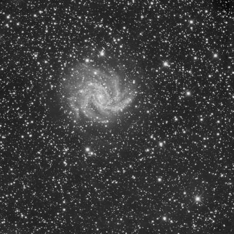 UNSHARP_MASK_NGC6946L.png